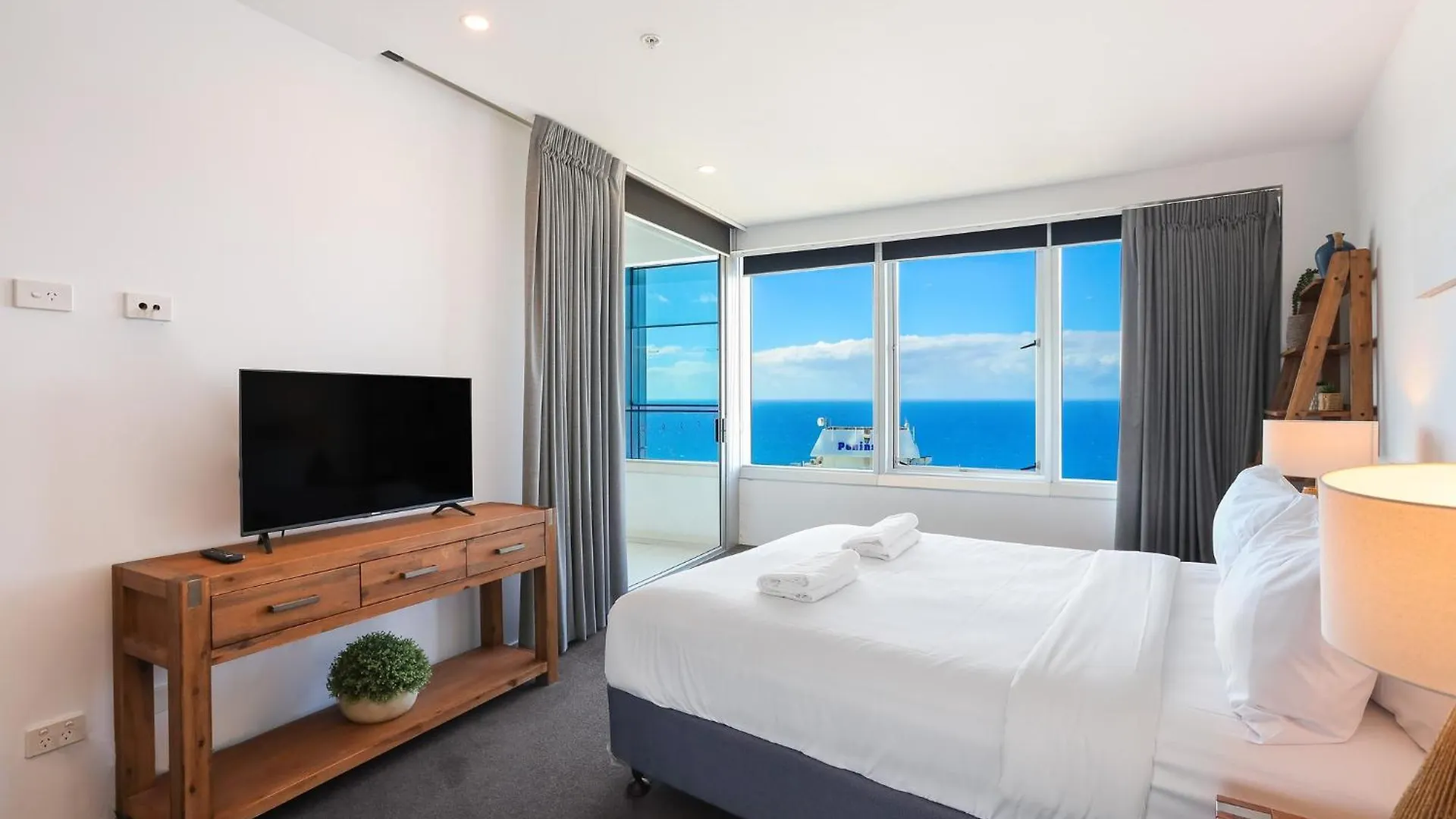 Apartmán Tallest Tower Skyhomes | 9 Hamilton Avenue Gold Coast