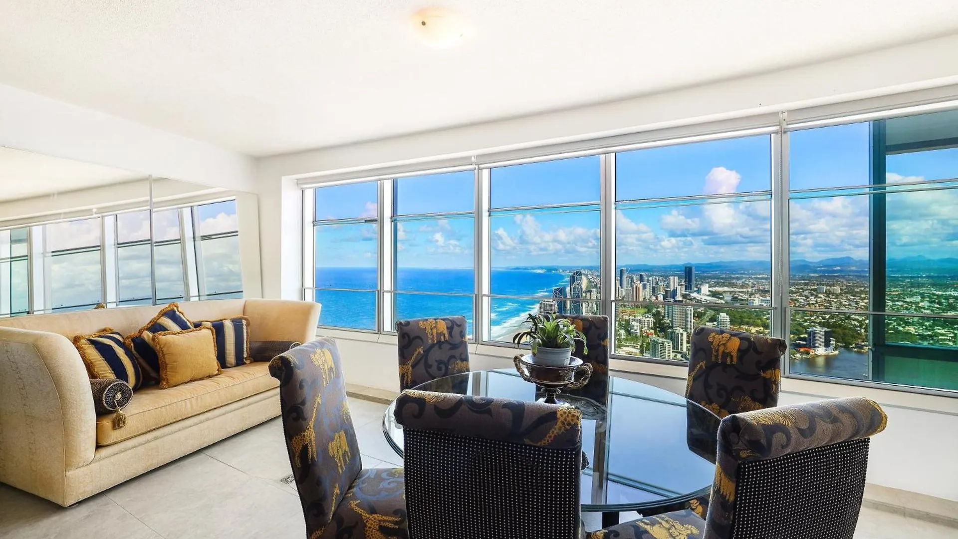 Tallest Tower Skyhomes | 9 Hamilton Avenue Gold Coast