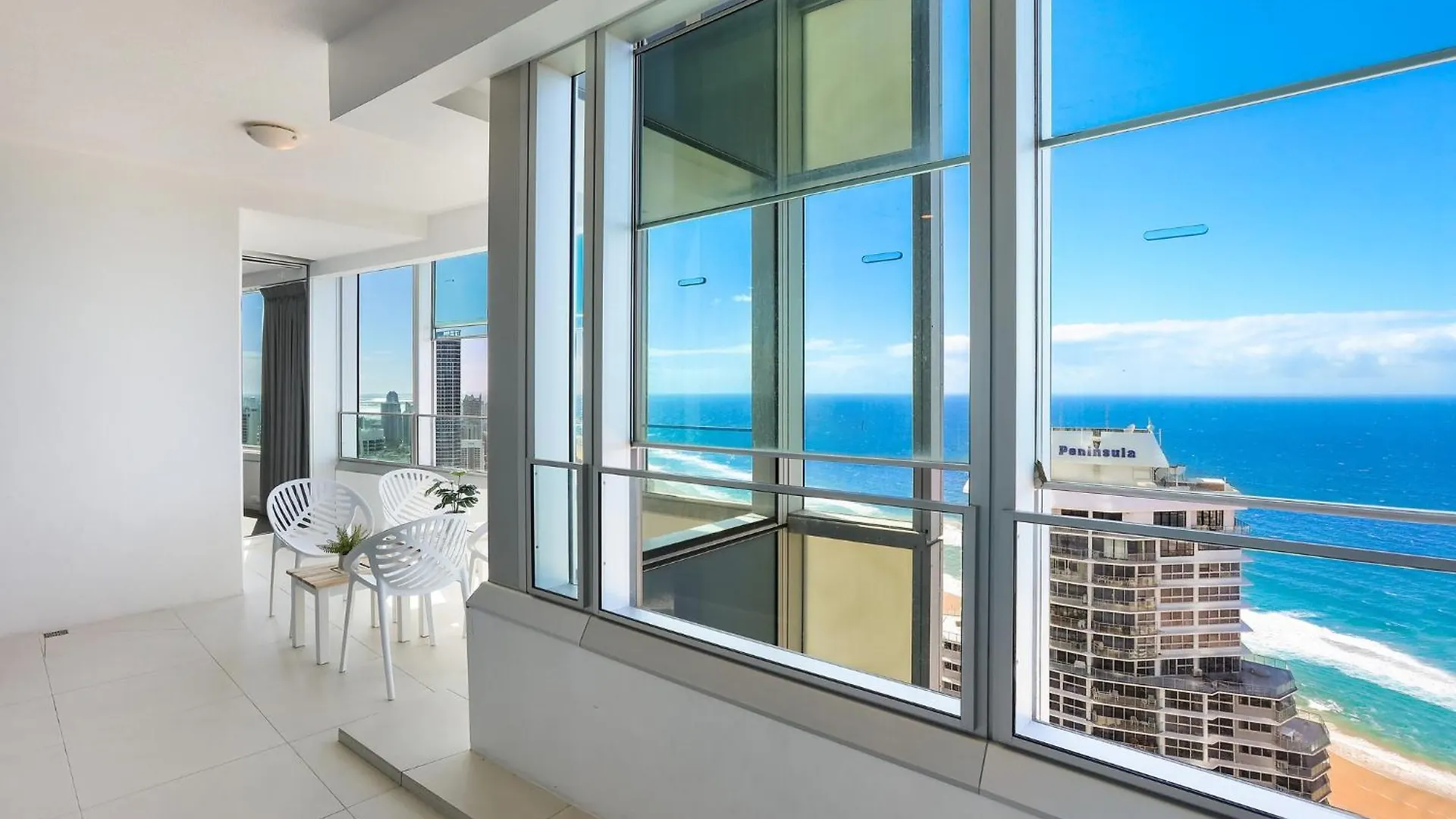 Apartment Tallest Tower Skyhomes | 9 Hamilton Avenue Gold Coast