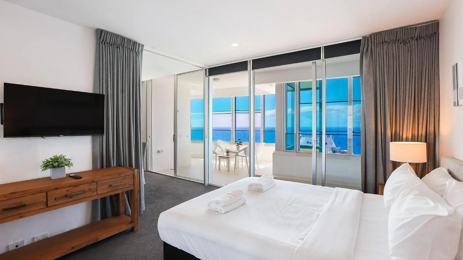 Tallest Tower Skyhomes | 9 Hamilton Avenue Gold Coast Apartment
