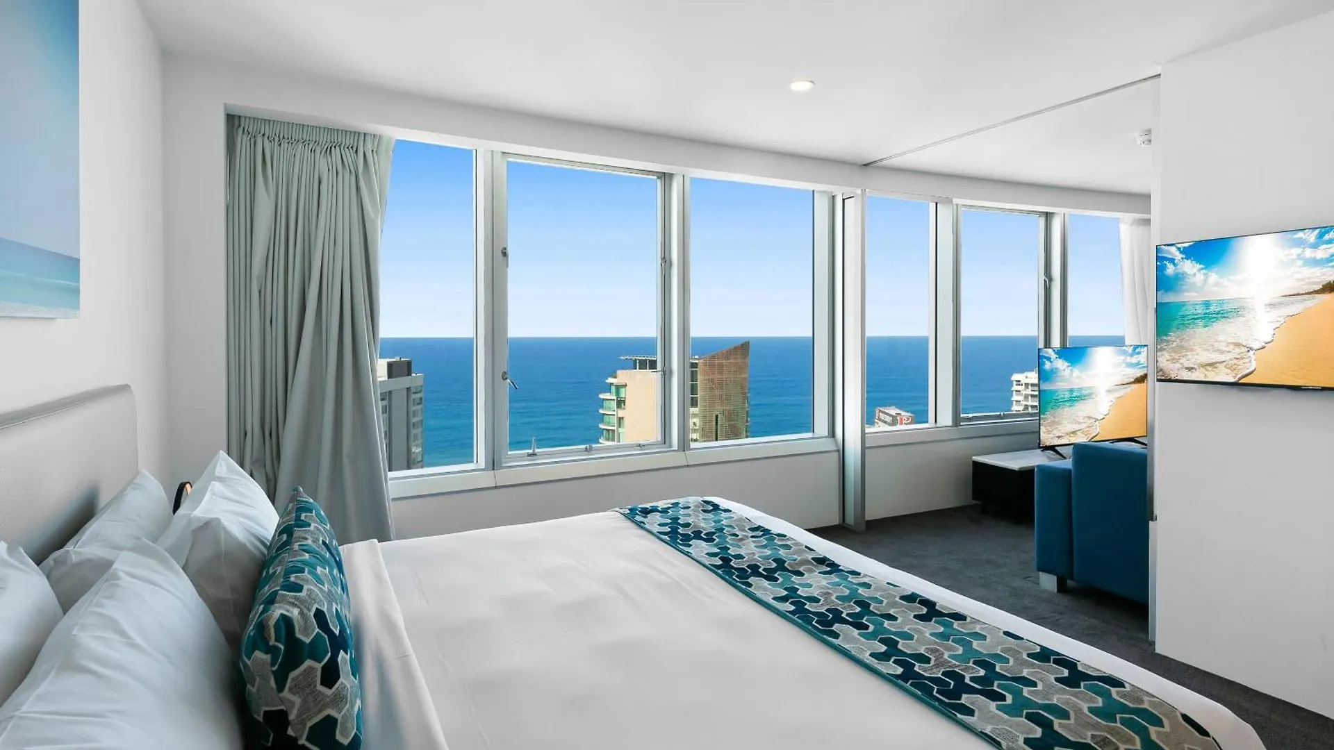 Tallest Tower Skyhomes | 9 Hamilton Avenue Gold Coast