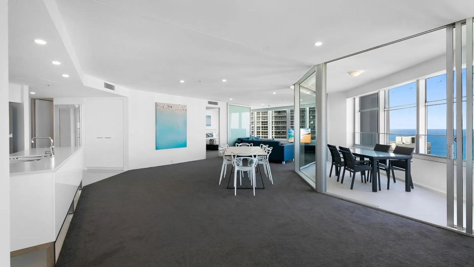 Apartment Tallest Tower Skyhomes | 9 Hamilton Avenue Gold Coast